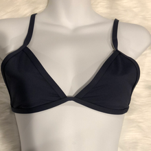 Load image into Gallery viewer, Tavik+ Jett Swim Top Ombre Blue Size Medium