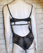 Load image into Gallery viewer, Tavik+ Jean One Piece Petale Noir Size Medium