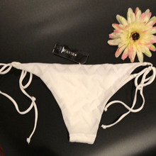 Load image into Gallery viewer, Tavik+ Jax Swim Bottom Textured Chevron White Size Large