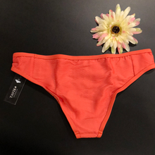 Load image into Gallery viewer, Tavik+ Jayden Full Swim Bottom Textured Amalfi Camellia Size Large