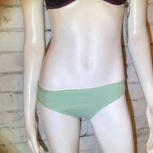 Load image into Gallery viewer, Tavik+ Bikini Full Bottoms Mint Size Medium