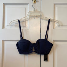 Load image into Gallery viewer, Tavik+ Corsica Textured Swim Top Textured Ombre Blue