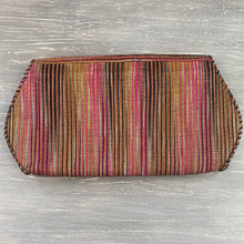 Load image into Gallery viewer, Vintage clutch striped with snap closure
