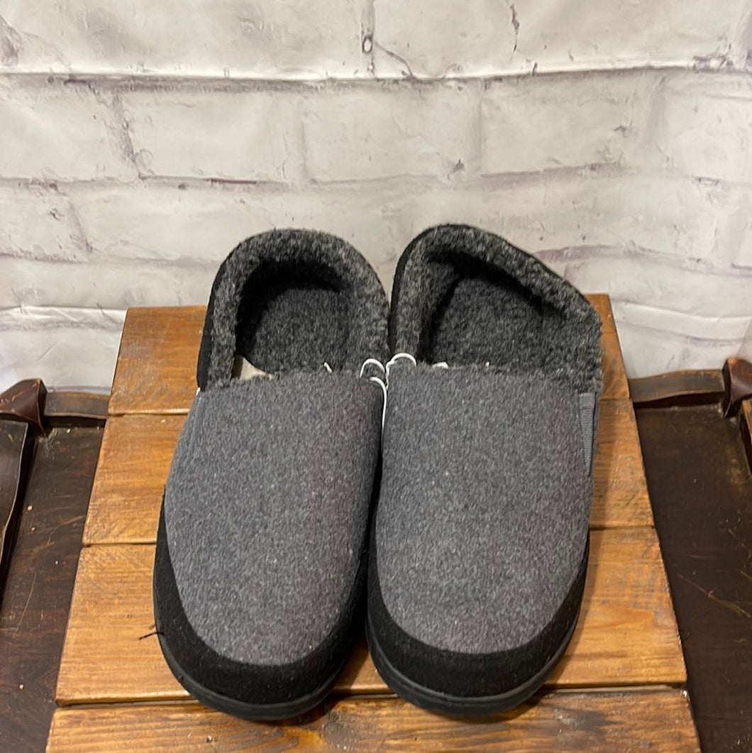 Zigzagger Grey Slippers Size 10