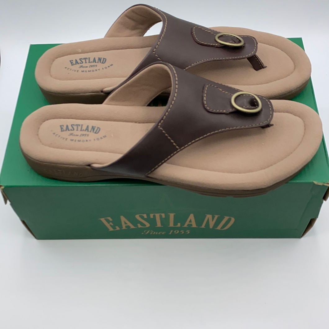Eastland Lottie Walnut Active Memory Foam Thong Sandals Size 11