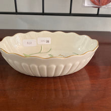 Load image into Gallery viewer, Lenox Soap Dish
