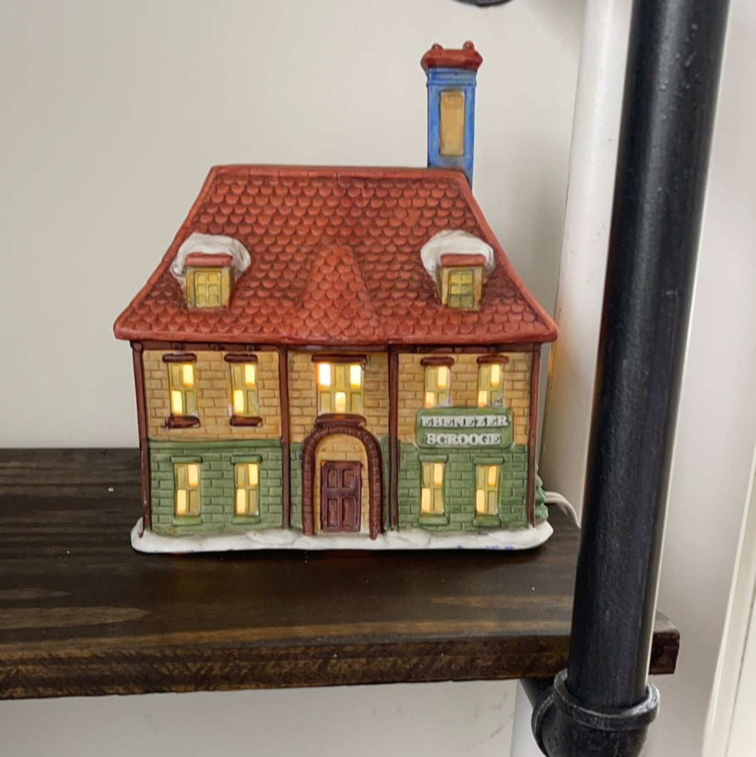 Dickens of London Lighted Porcelain Collectible Ebenezer Scrooge House