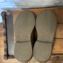 Load image into Gallery viewer, R2 Bryan Sand Shoes
