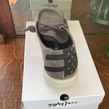 Load image into Gallery viewer, Gypsy Jazz lil Cade Boys Boat shoes Slip ons sneaker grey
