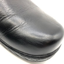 Load image into Gallery viewer, Klogs Footwear Surrey Black Leather Clogs Size 6 M
